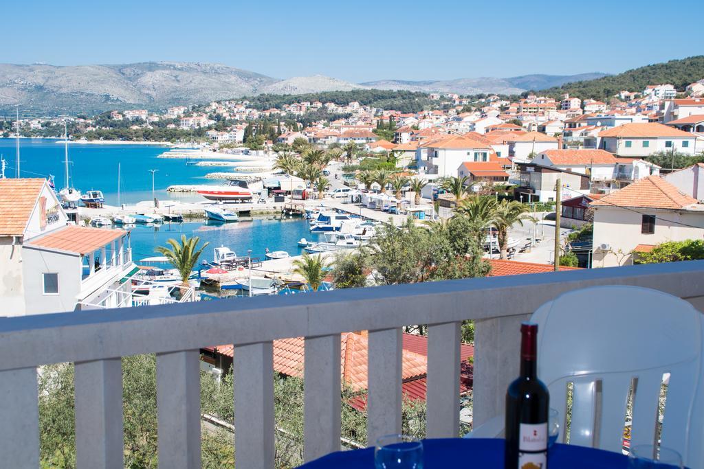 Villa Snjezana Трогир Екстериор снимка