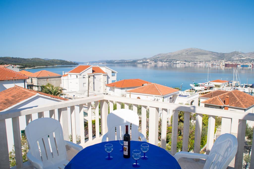 Villa Snjezana Трогир Екстериор снимка
