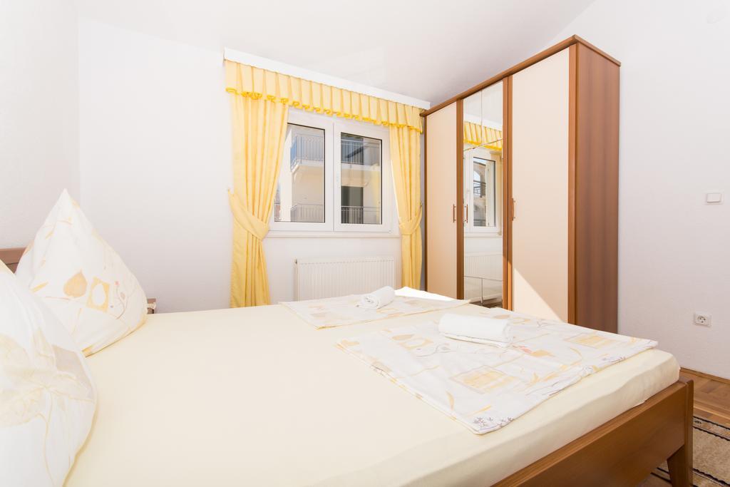 Villa Snjezana Трогир Екстериор снимка