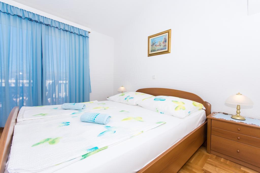 Villa Snjezana Трогир Екстериор снимка